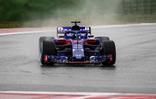 雷诺车队逆转红牛二队，皮亚斯特里刷新纪录