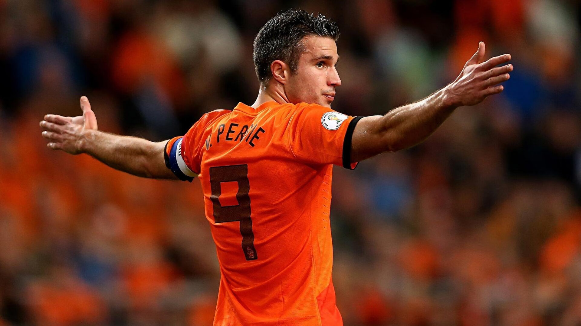 F1街道赛之夜，布克关键回合不手软，速度与决断的交响