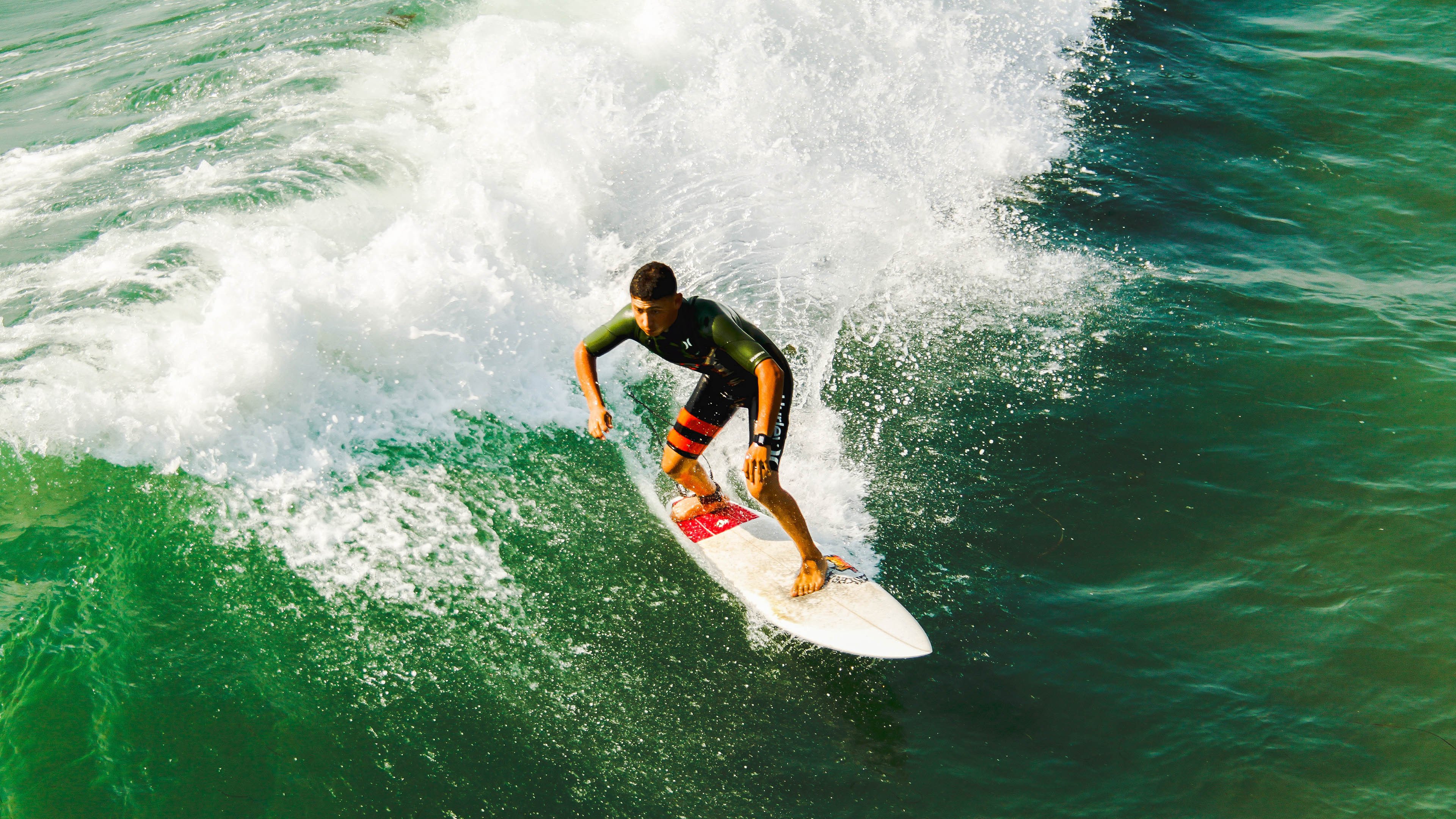雄鹿力克快船，赵继伟刷新纪录，当东方智慧照亮NBA赛场